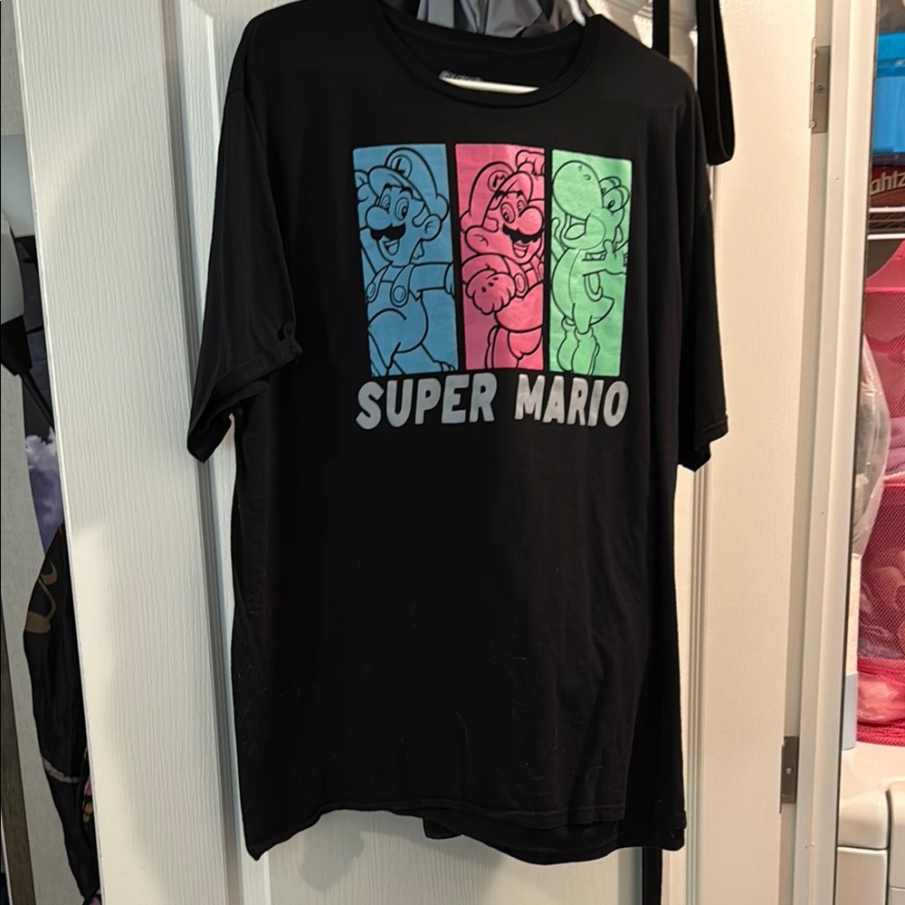 Nintendo Super Mario Black Short Sleeve Tee